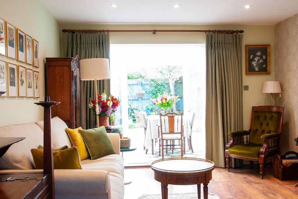 2 Bedroom House In Chichester Near Goodwood And Wittering Beaches 外观 照片